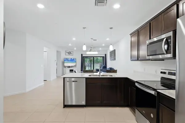6499 SILVERSTAR DR, Sarasota, FL 34240