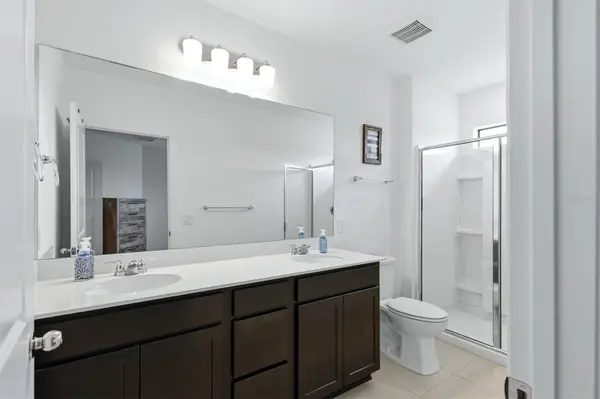 6499 SILVERSTAR DR, Sarasota, FL 34240
