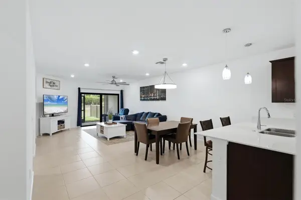 6499 SILVERSTAR DR, Sarasota, FL 34240