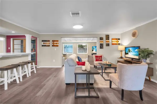 7420 CASS CIR, Sarasota, FL 34231