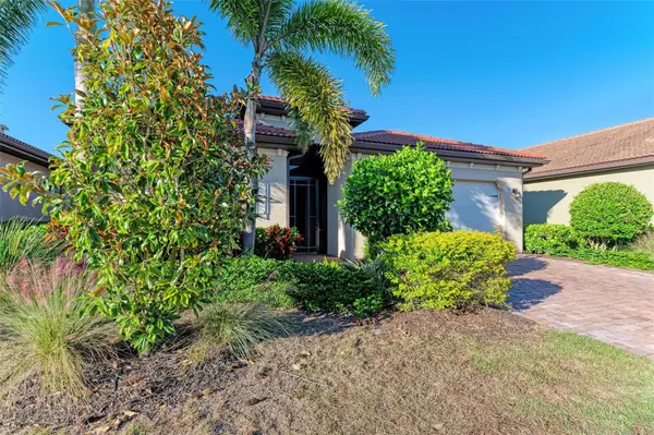 228 MARAVIYA BLVD, Nokomis, FL 34275