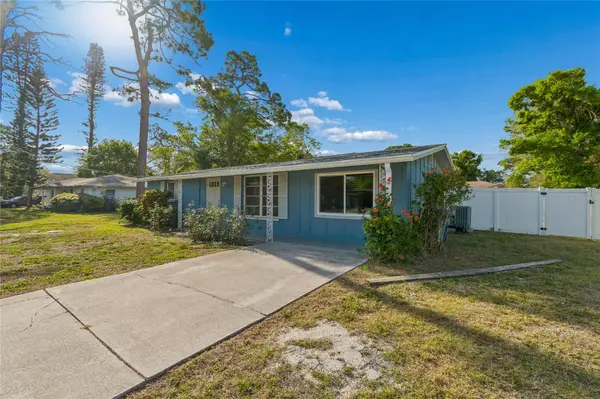 2348 DOUD ST, Sarasota, FL 34231