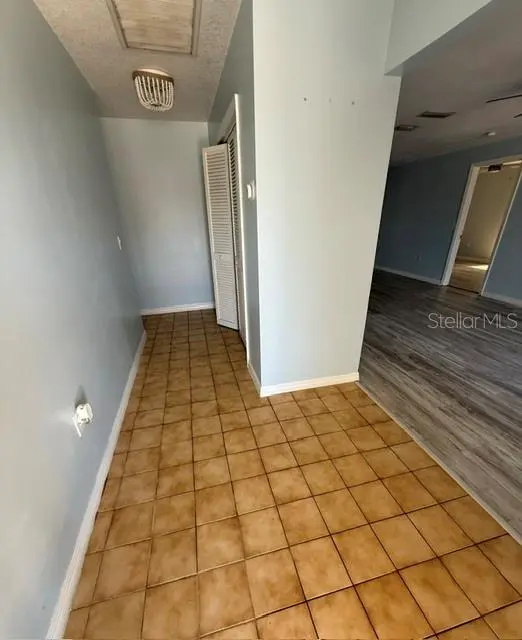 465 E SEMINOLE DR, Venice, FL 34293