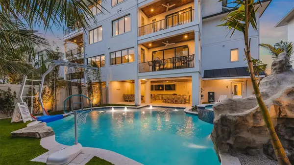 1142 WINDSONG LN #A, Sarasota, FL 34242