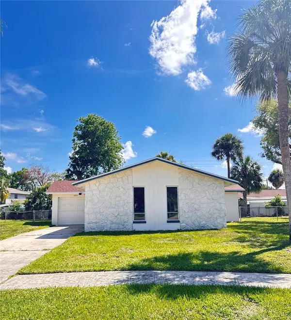 8302 N FLINTROCK CT, Tampa, FL 33615