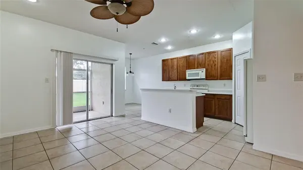 3497 PARKRIDGE CIR #16-102, Sarasota, FL 34243