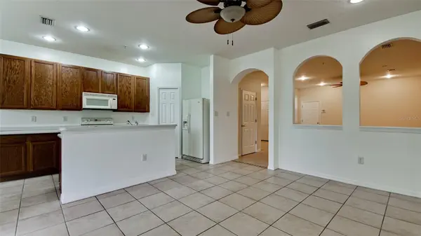 3497 PARKRIDGE CIR #16-102, Sarasota, FL 34243