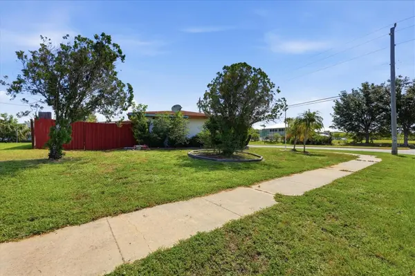 4751 S BISCAYNE DR, North Port, FL 34287
