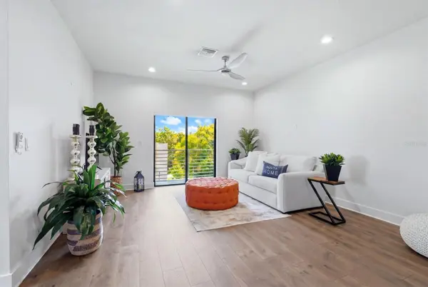 2551 11TH PL N, St Petersburg, FL 33713
