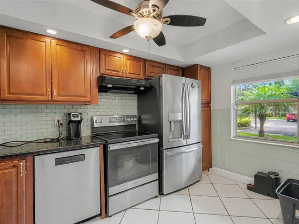 2653 WOODGATE LN #E-3, Sarasota, FL 34231