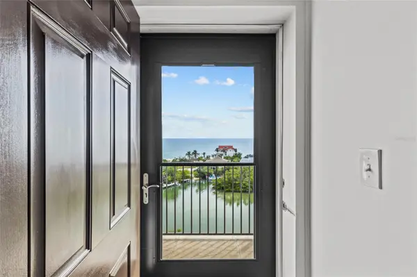 9397 MIDNIGHT PASS RD #903, Sarasota, FL 34242