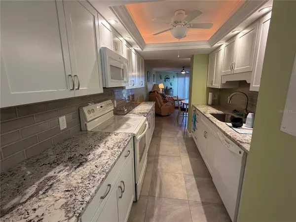 204 3RD ST W #405, Bradenton, FL 34205