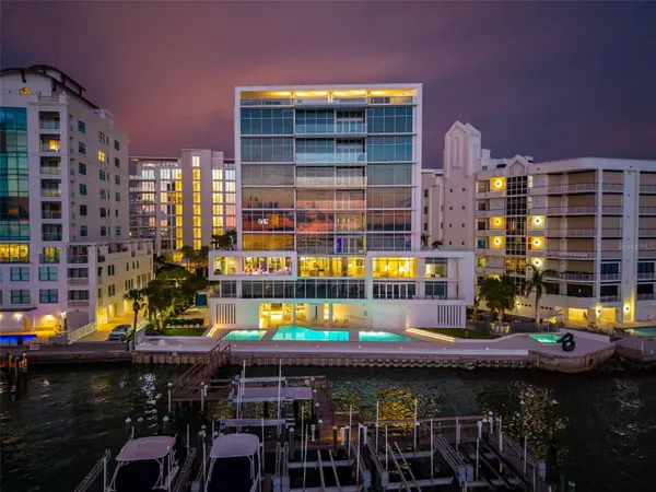 280 GOLDEN GATE PT #300, Sarasota, FL 34236