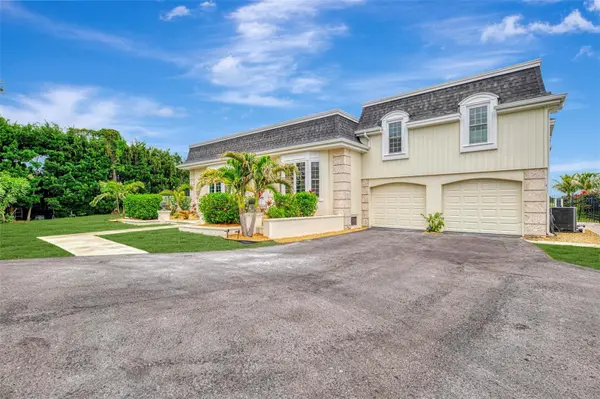 5030 18TH AVE W, Bradenton, FL 34209