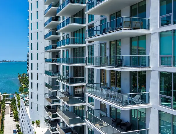 301 QUAY COMMONS #1007, Sarasota, FL 34236