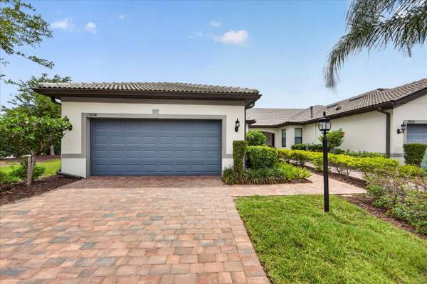 17658 CAMDEN DR, Bradenton, FL 34202