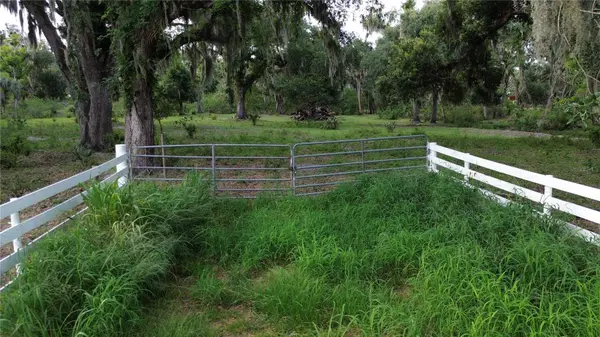 10900 OLD TAMPA RD, Parrish, FL 34219