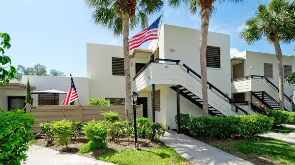 507 LAKESIDE DR #507, Bradenton, FL 34210