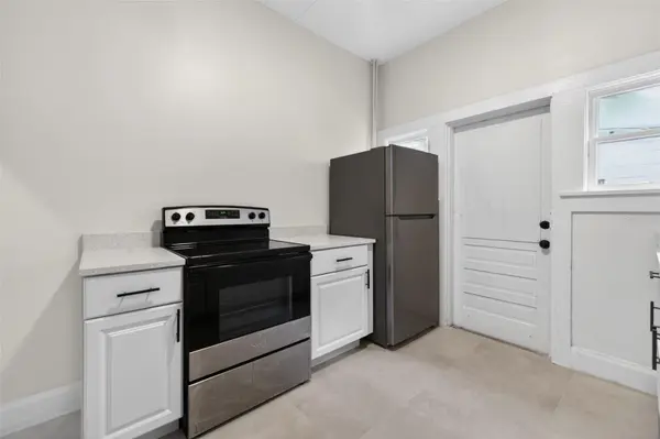 633 7TH AVE N, St Petersburg, FL 33701