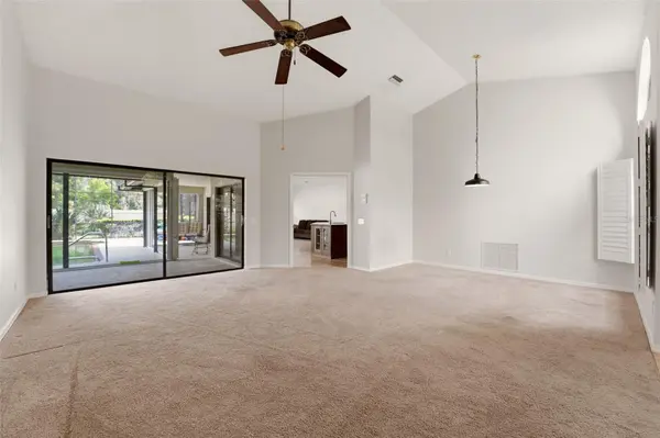 215 CARRIAGE HOUSE LN #215, Nokomis, FL 34275