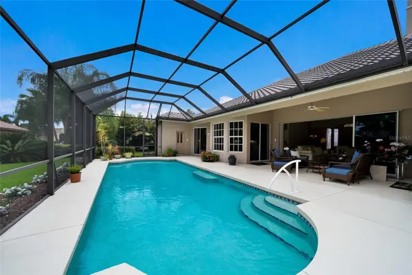 7058 TWIN HILLS TER, Lakewood Ranch, FL 34202