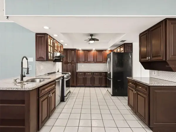 3907 23RD AVE W, Bradenton, FL 34205