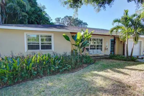 7609 SENRAB DR, Bradenton, FL 34209