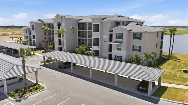 19140 SCALLOP LOOP #108, Lakewood Ranch, FL 34211