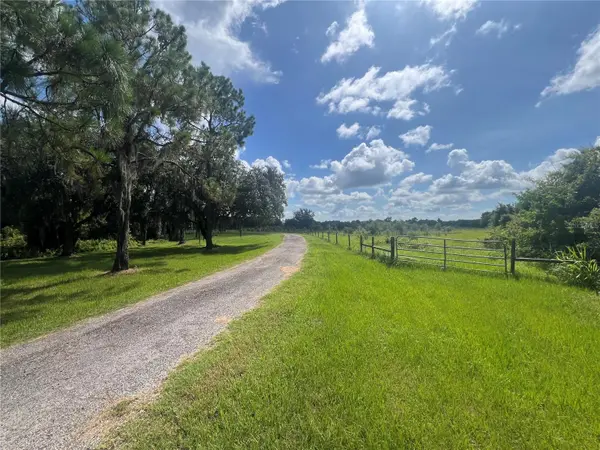 8755 WAUCHULA RD, Myakka City, FL 34251