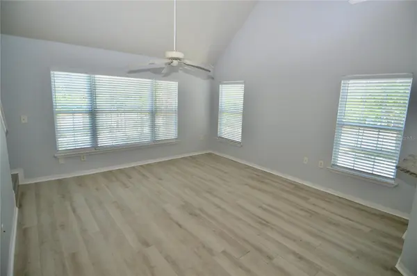 5621 BIDWELL Pkwy #202, Sarasota, FL 34233