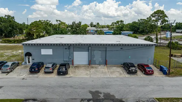 2169 10TH ST, Sarasota, FL 34237