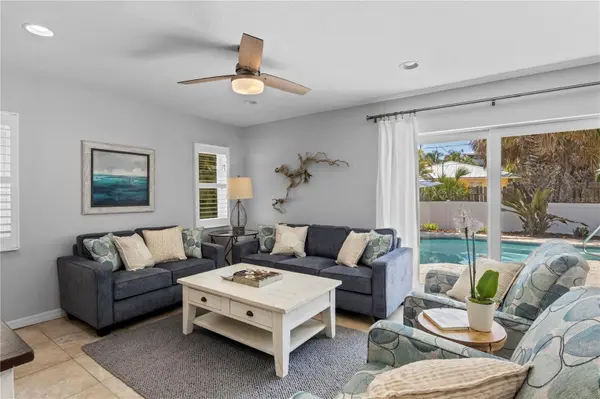 110 PALM AVE, Anna Maria, FL 34216