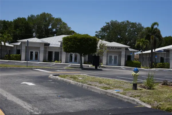 418 S TAMIAMI TRL #E3, Osprey, FL 34229