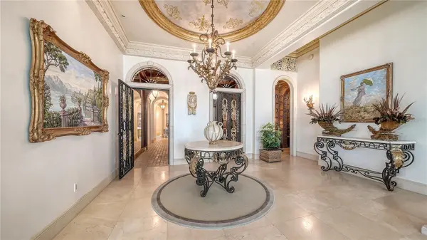 415 L AMBIANCE DR #PH-F, Longboat Key, FL 34228