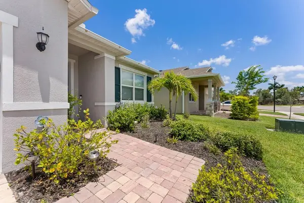 7322 34TH CT E, Sarasota, FL 34243