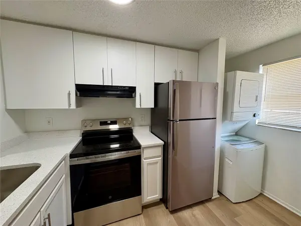 408 57TH AVENUE DR E #C, Bradenton, FL 34203