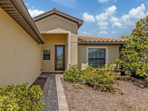 12490 CINQUETERRE DR, Venice, FL 34293