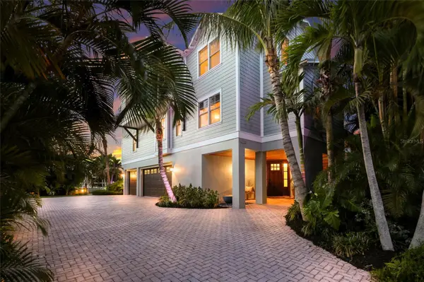 526 56TH ST, Holmes Beach, FL 34217