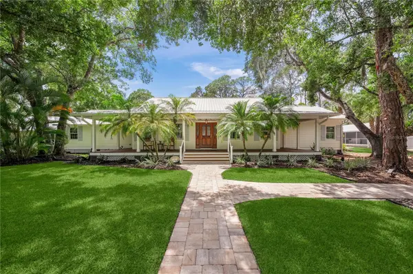 2810 SARASOTA GOLF CLUB BLVD, Sarasota, FL 34240
