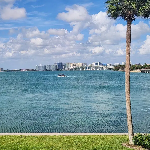 777 JOHN RINGLING BLVD #24, Sarasota, FL 34236