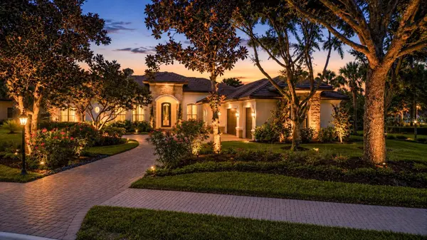 9261 MCDANIEL LN, Sarasota, FL 34240