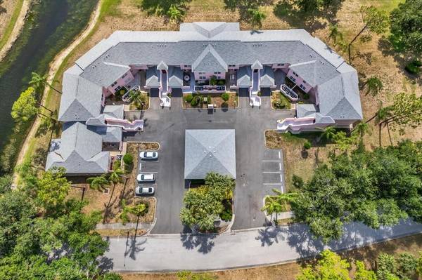 4220 PINEBROOK CIR #11, Bradenton, FL 34209