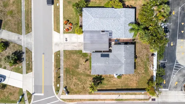 2463 TERRY LN, Sarasota, FL 34231
