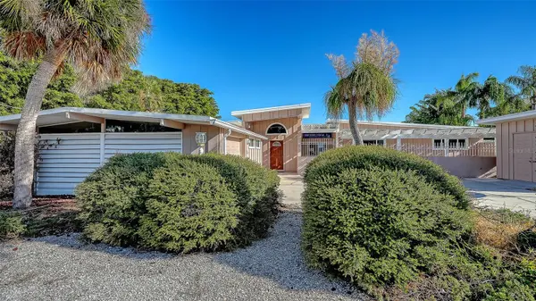 355 S SHORE DR, Sarasota, FL 34234