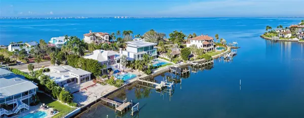 355 S SHORE DR, Sarasota, FL 34234