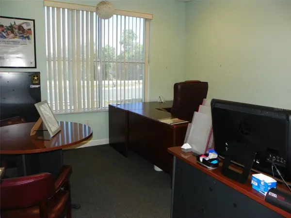 2824 MANATEE AVE E, Bradenton, FL 34208