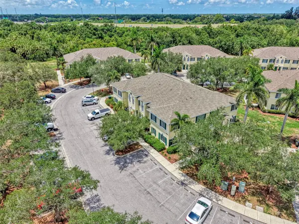 305 CAPE HARBOUR LOOP #104, Bradenton, FL 34212