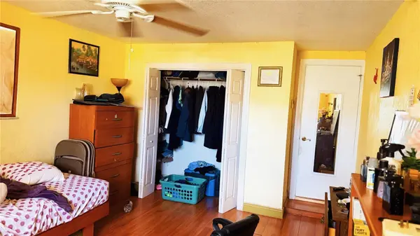 2515 W POWHATAN AVE, Tampa, FL 33614
