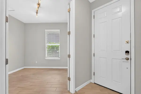 16443 PAYNES MILL DR, Bradenton, FL 34211