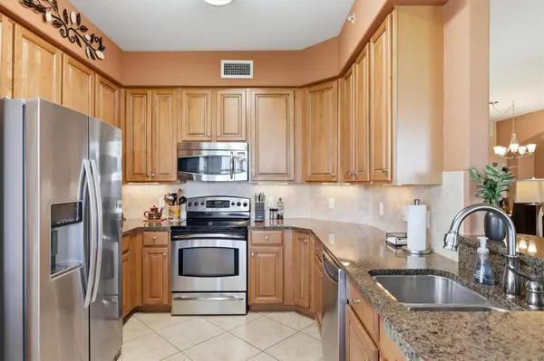 8406 GRAND ESTUARY TRL #104, Bradenton, FL 34212